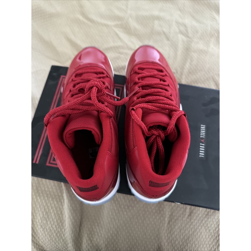 Jordan 11 Retro Win Like 96 Size 10 - Picture 2 of 5